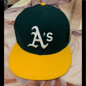 Athletic hat